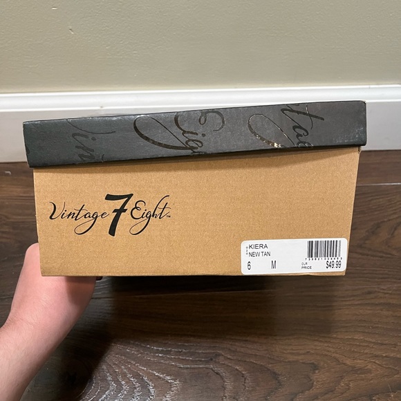 Vintage 7 Eight Tan Brown Suede Heels - Picture 5 of 5